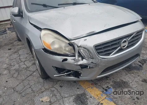 2013 Volvo S60 T5 from USA, damaged, VIN YV1612FS2D1216390
